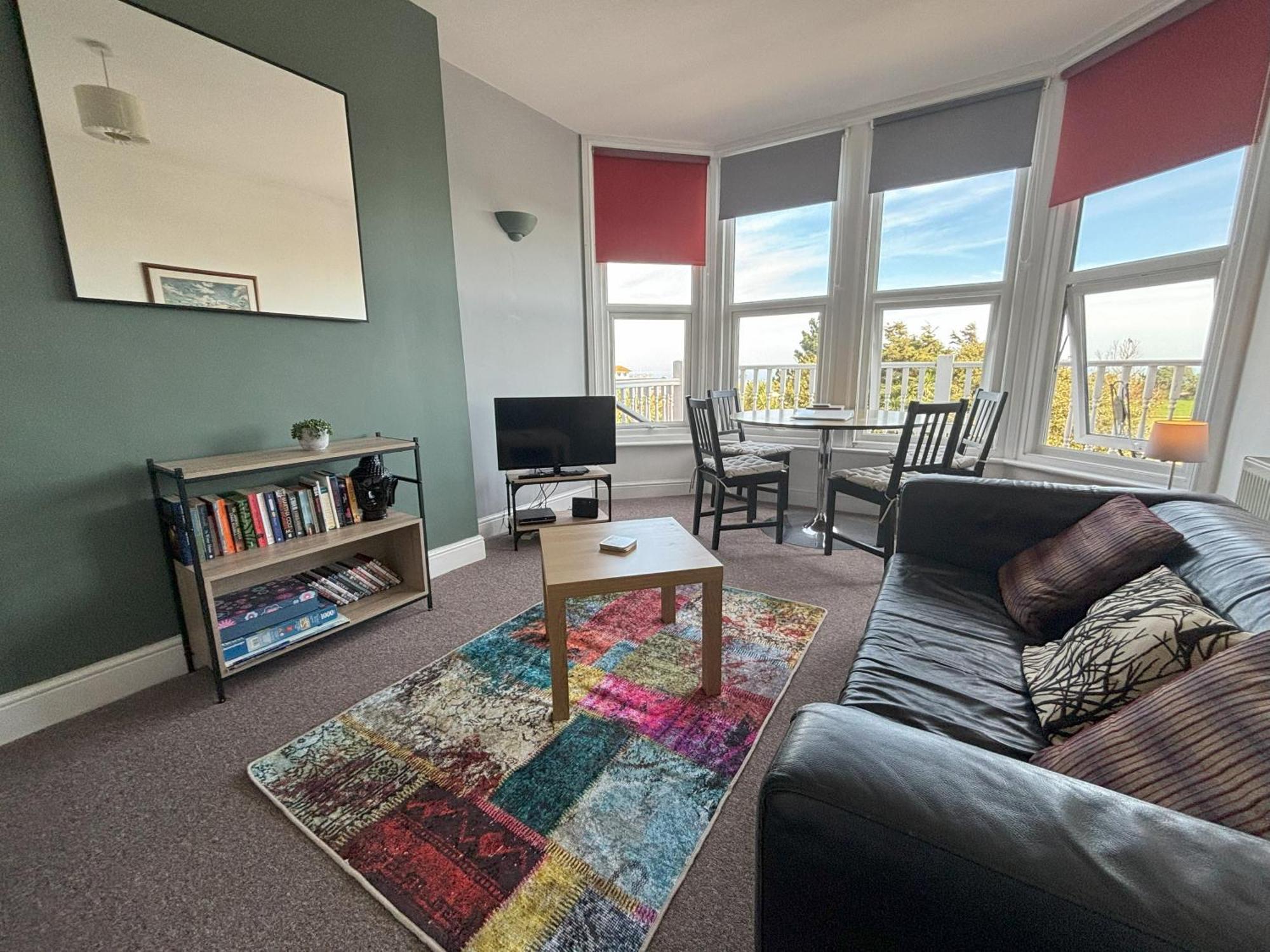 Seabreeze Apartment 伊斯特布恩 外观 照片